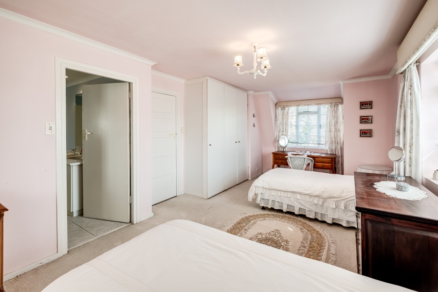 3 Bedroom Property for Sale in Flamingo Vlei Western Cape